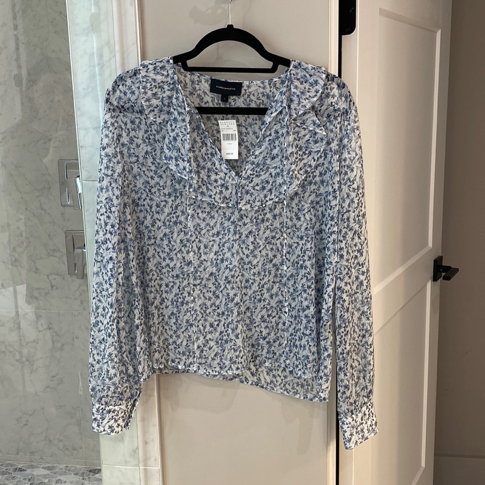 NWT Five Seventy Five Blue Floral Blouse